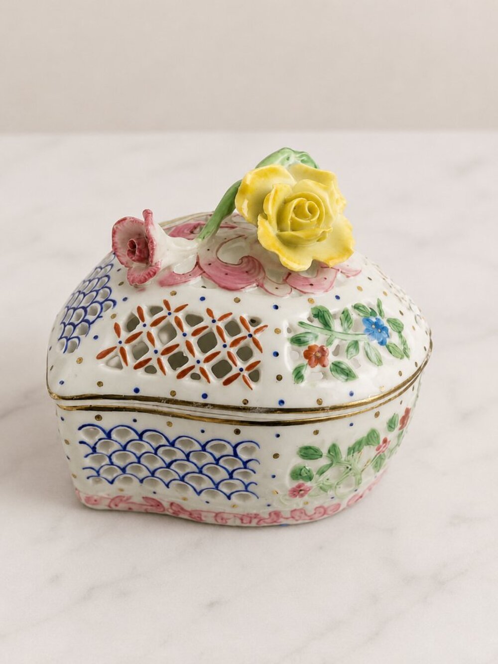 Vintage Hand Painted Porcelain Floral Trinket Box Applied Roses Pierced Design